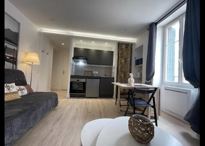 Neuf Chic Urbain アパート *