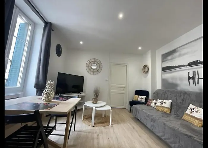 Neuf Chic Urbain アパート ディジョン