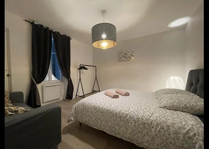 Neuf Chic Urbain アパート